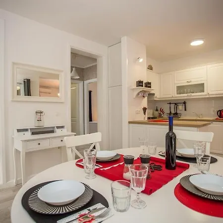 4542 בית נופש