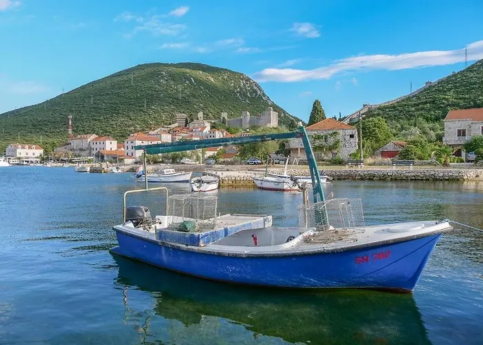 بيت للعطل 4542